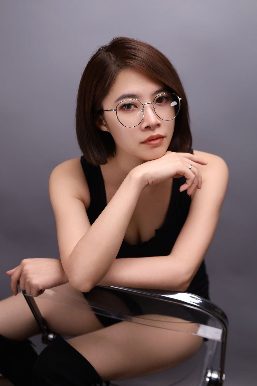 台中寫真推薦 俐落都會形象照 莎朗嘿yo
